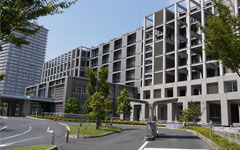 様々なプログラムを用意しています